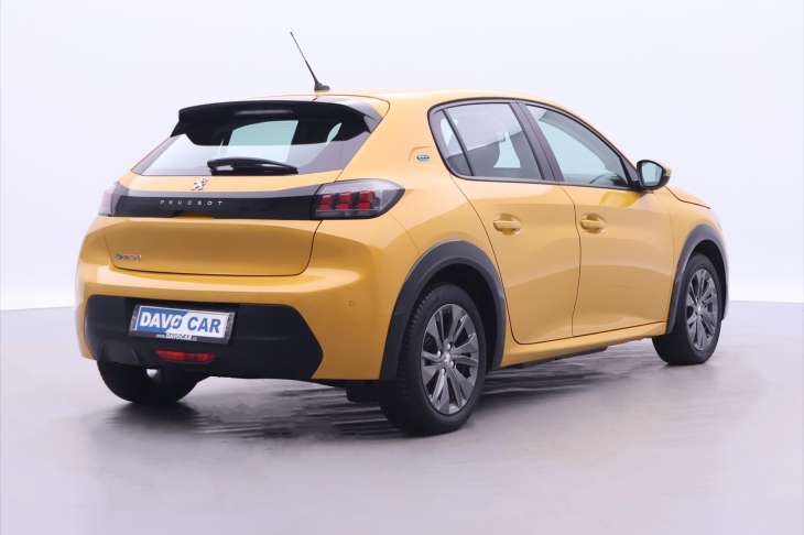 Peugeot 208 e-Allure 100kW DPH Elektro