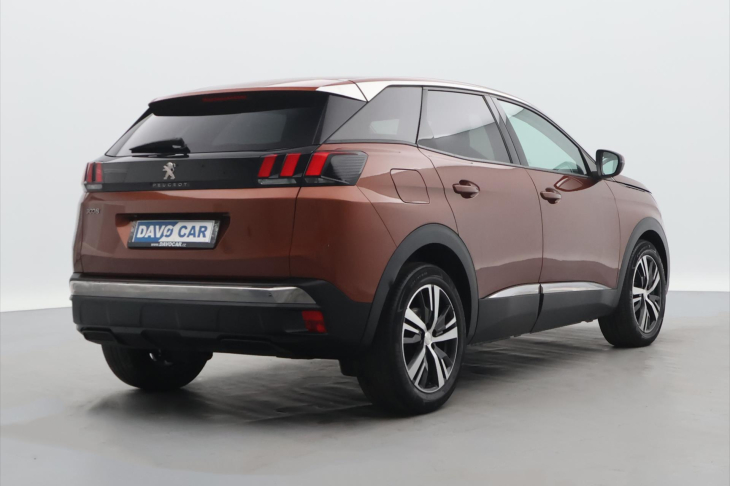 Peugeot 3008 1,5 Blue HDi 96kW Allure CZ
