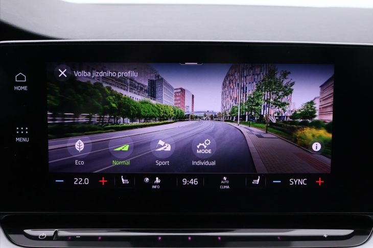 Škoda Octavia 2,0 TDI DSG Style Matrix DPH