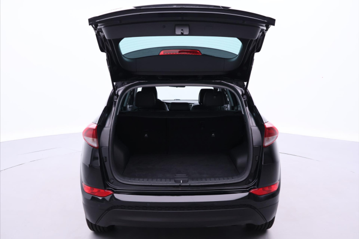 Hyundai Tucson 1,7 CRDI Xpossible Navi 1.Maj