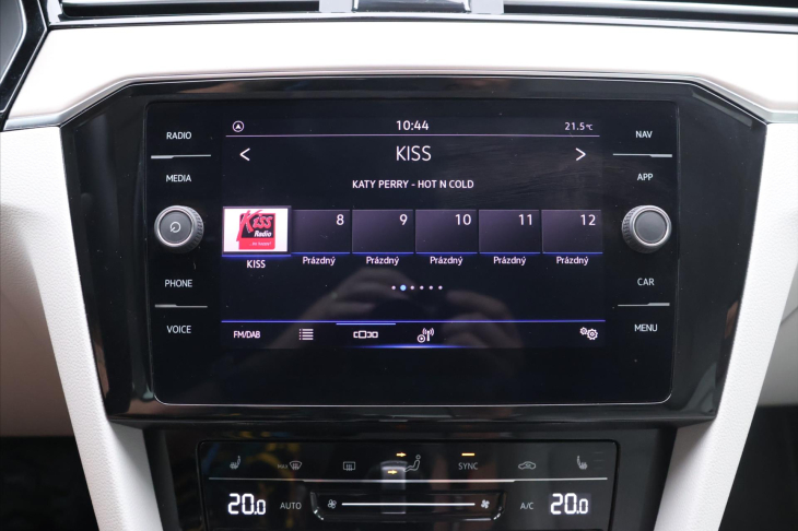 Volkswagen Passat 2.0 TDI 147kW DSG CZ Elegance