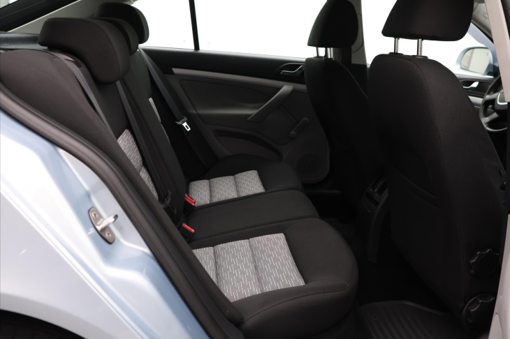 Škoda Octavia 1,4 TSI 90 kW Ambiente