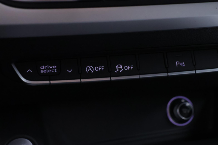 Audi A5 2,0 40TFSI 140kW Aut. LED Kůže