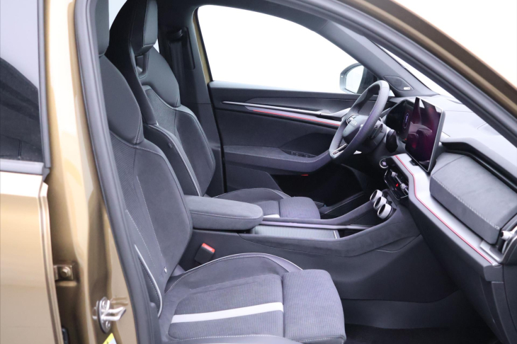 Škoda Kodiaq 2,0 2.0 TDI Sportline 4x4 DSG