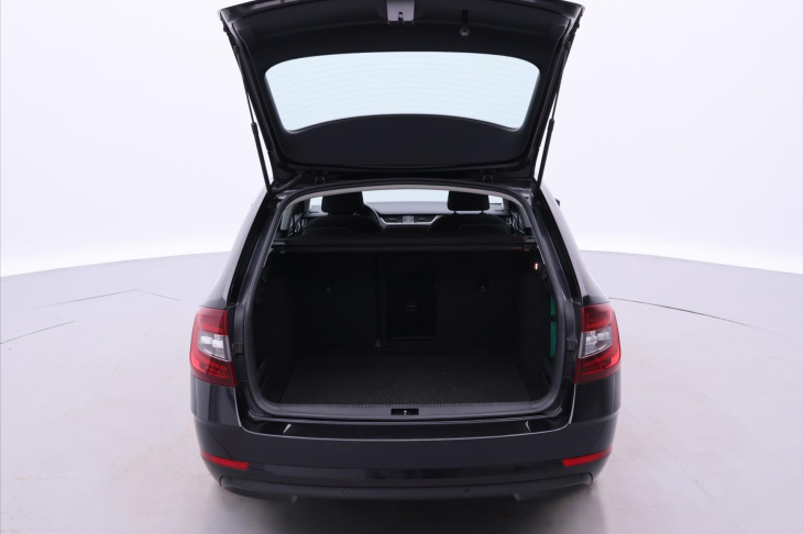 Škoda Octavia 2,0 TDI 110kW DSG CZ 1.Maj.