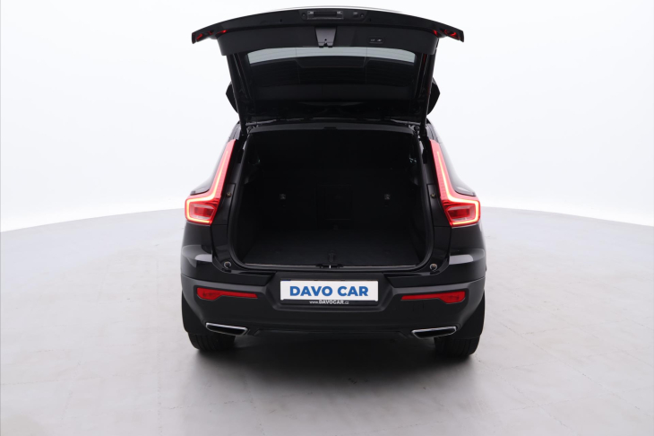 Volvo XC40 2,0 T4 Drive-E 140kW CZ R-Design