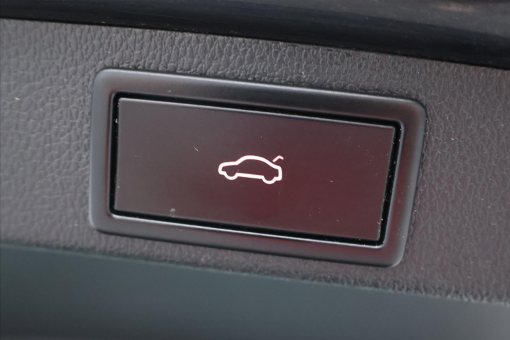 Škoda Octavia 2,0 TDI 110kW DSG Style LED