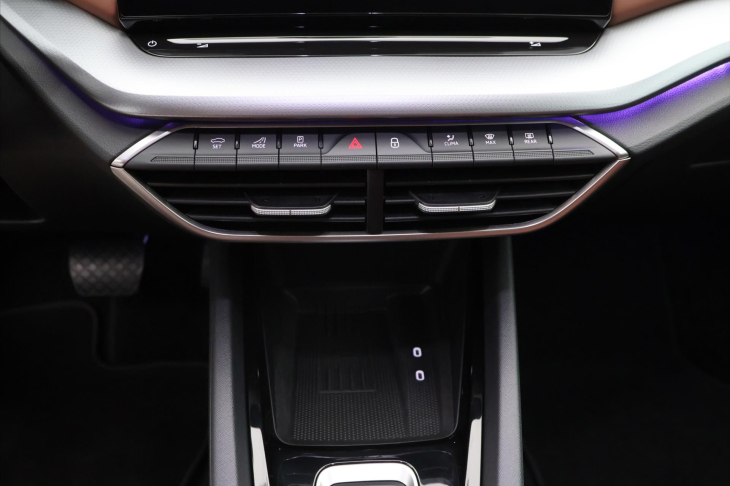 Škoda Octavia 2,0 TDI 110kW DSG Ultimate CZ