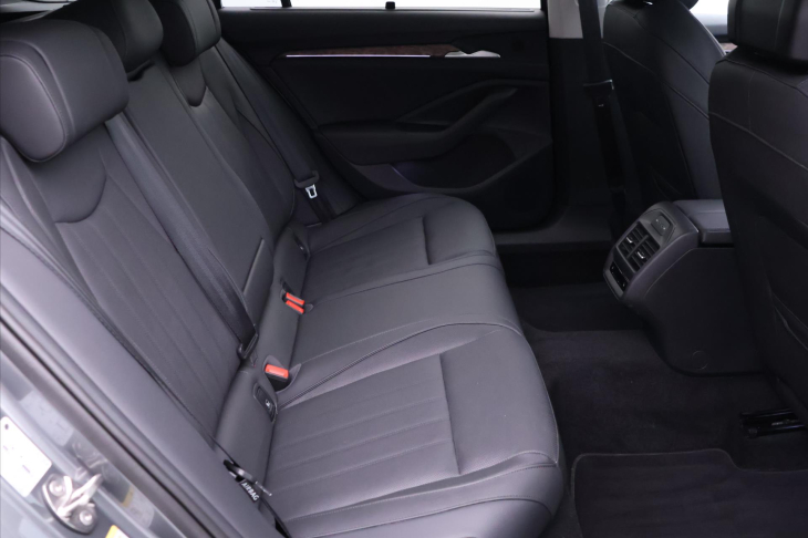 Škoda Superb 2,0 TDI DSG Laurin&Klement DPH