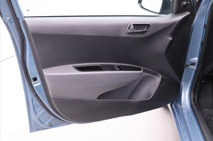 Hyundai i10 1,0 49kW CZ Klima