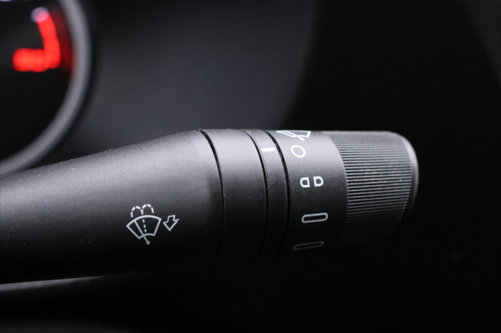 Iveco Daily 3,0 35S18 132kW L4H2 DPH