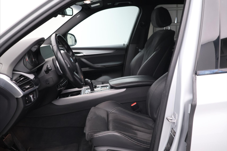 BMW X5 3,0 M50d 280kW CZ