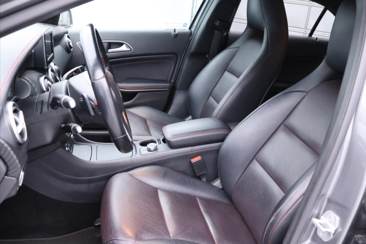 Mercedes-Benz Třídy A 1,8 200CDI AMG Aut. Xenon CZ