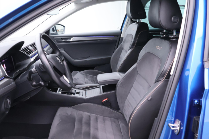 Škoda Superb 2,0 TDI DSG 4x4 CZ Scout DPH