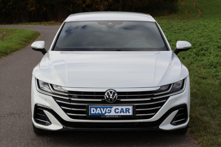Volkswagen Arteon 2,0 TSI 206 kW R-line DSG DPH CZ