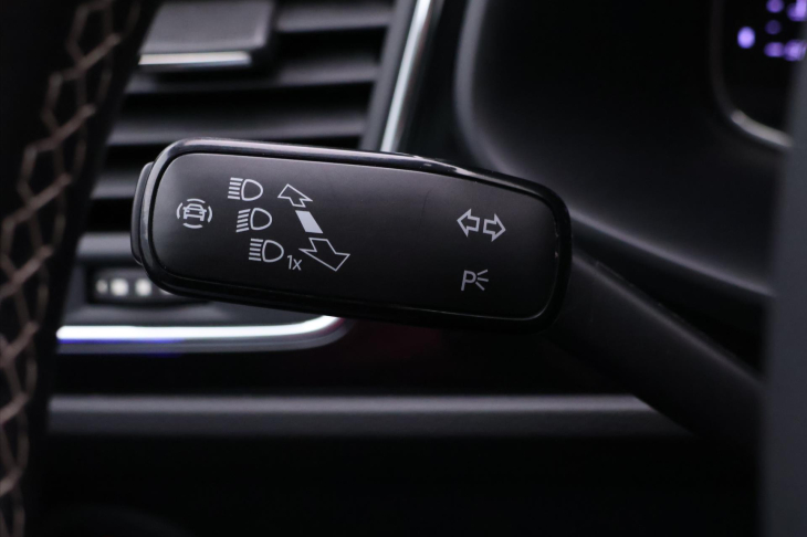 Seat Leon 2,0 TSI 221kW Cupra 4Drive