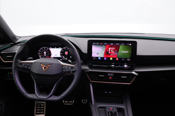 Cupra Leon 2.0 TSI 180kW ST DSG LED ACC