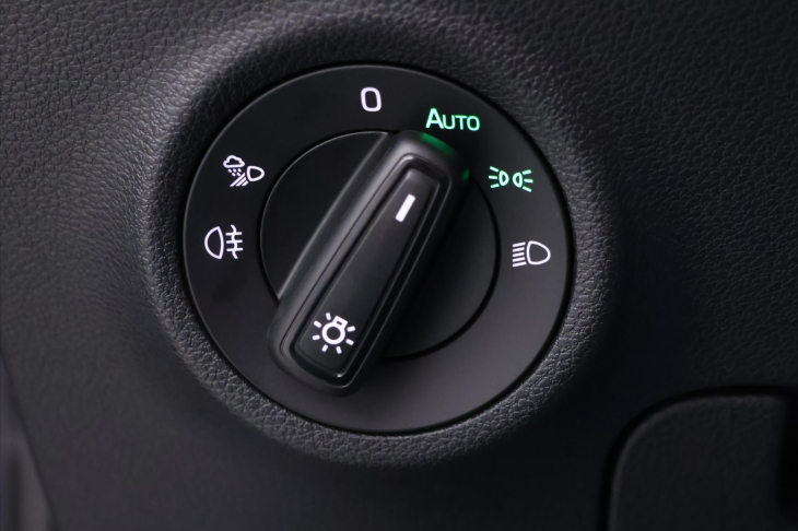 Škoda Karoq 2,0 TDI 4x4 DSG Sportline CZ