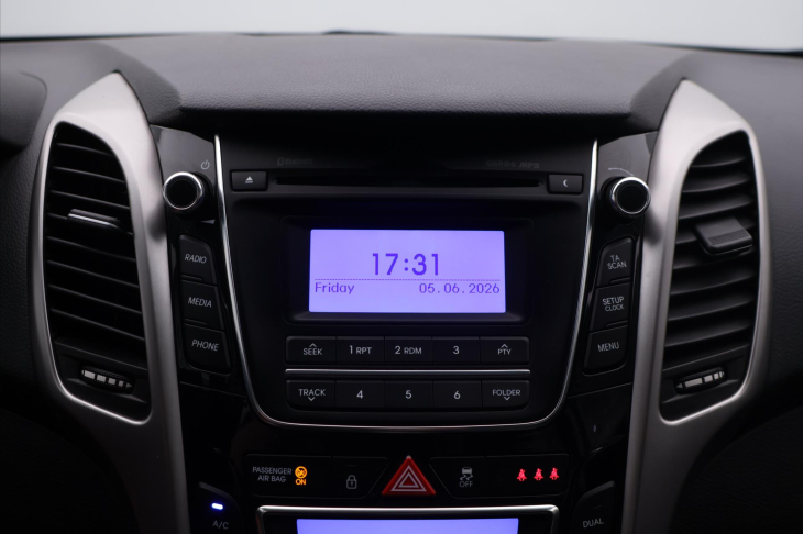 Hyundai i30 1,6 CVVT 88kW CZ 1.Maj