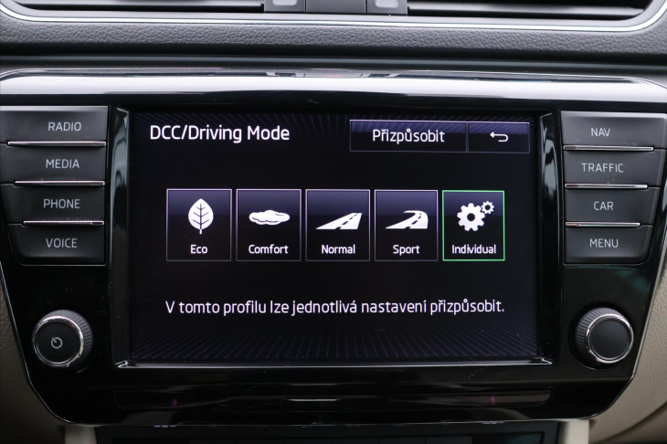 Škoda Superb 2,0 TSI 162kW DSG CZ Style