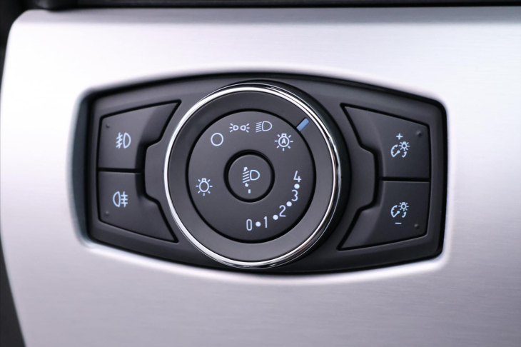 Ford Mustang 5,0 310 kW GT Automat 1. Maj