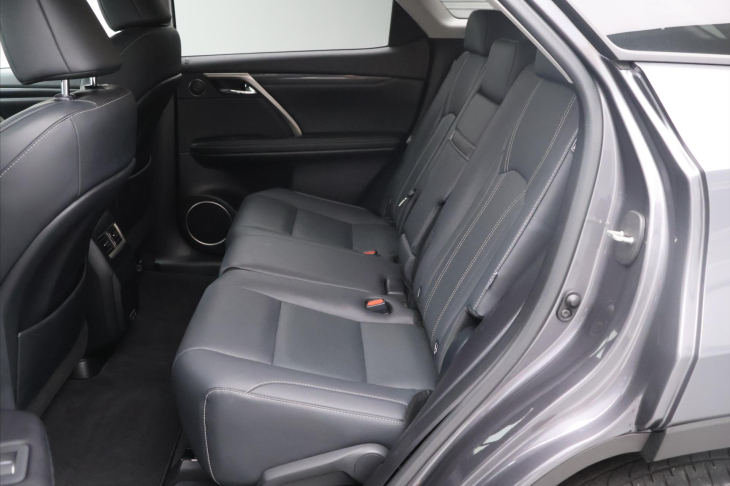 Lexus RX 2,0 300 4x4 CZ 1.Maj. DPH