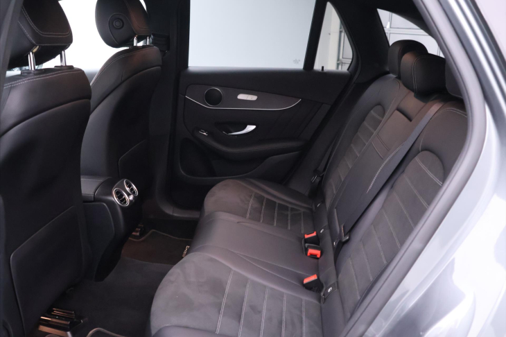 Mercedes-Benz GLC 2,0 300d 180kW 4Matic