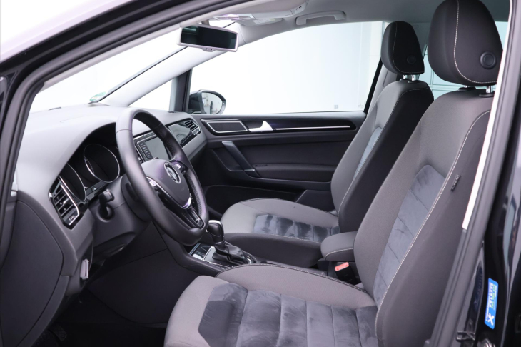 Volkswagen Golf Sportsvan 2,0 TDI 110kW DSG Highline