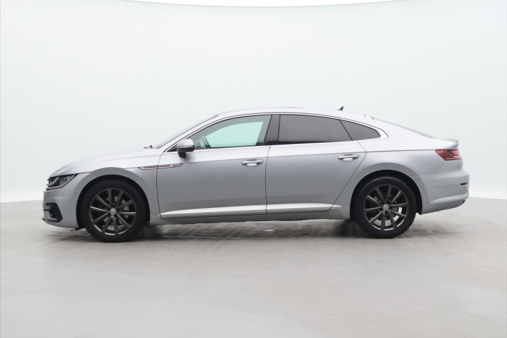 Volkswagen Arteon 2,0 TDi DSG R-line Pano