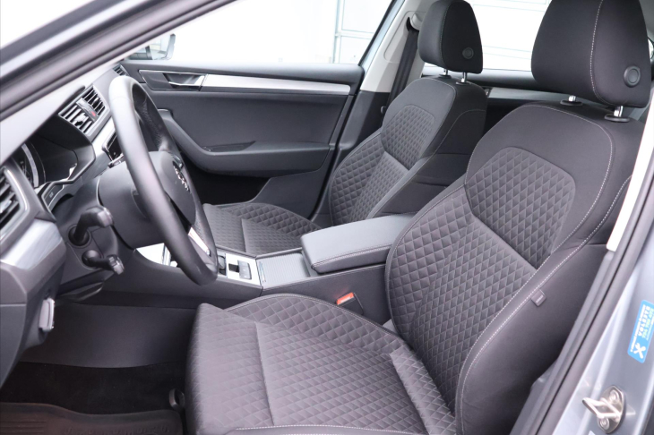 Škoda Superb 2,0 TDI 110kW DSG CZ 1.Maj DPH