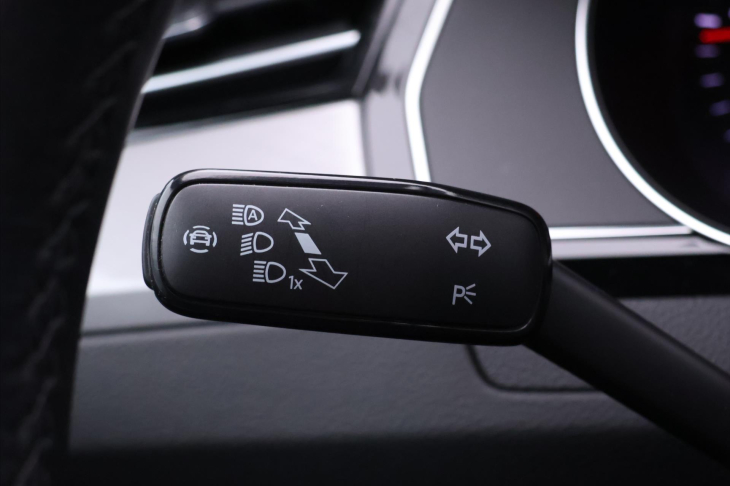 Volkswagen Passat 2,0 TDI 110kW DSG Matrix DPH