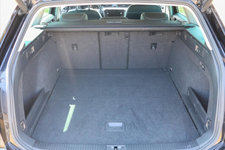 Volkswagen Passat 2,0 TDI 110kW DSG Elegance