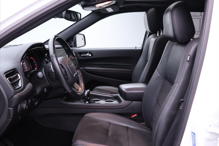 Dodge Durango 5,7 V8 HEMI R/T 4x4 7-Míst DPH