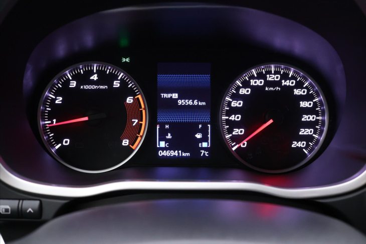 Mitsubishi Eclipse Cross 1,5 T-MIVEC 120kW CZ Invite