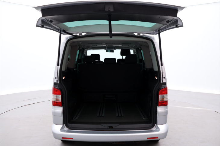 Volkswagen Multivan 2,5 TDI 96kW Comfortline
