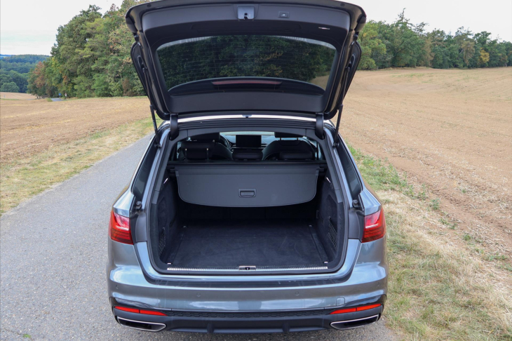 Audi A4 2,0 TFSI S-line Virtual DPH