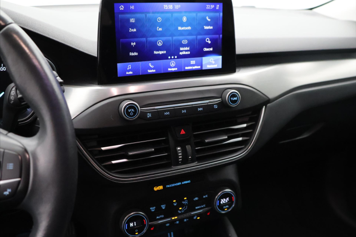 Ford Focus 2,0 TDCI 110kW Titanium LED