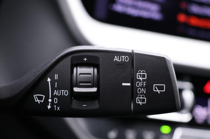 BMW Řada 1 1,5 116d 85kW M-Sport Head-Up