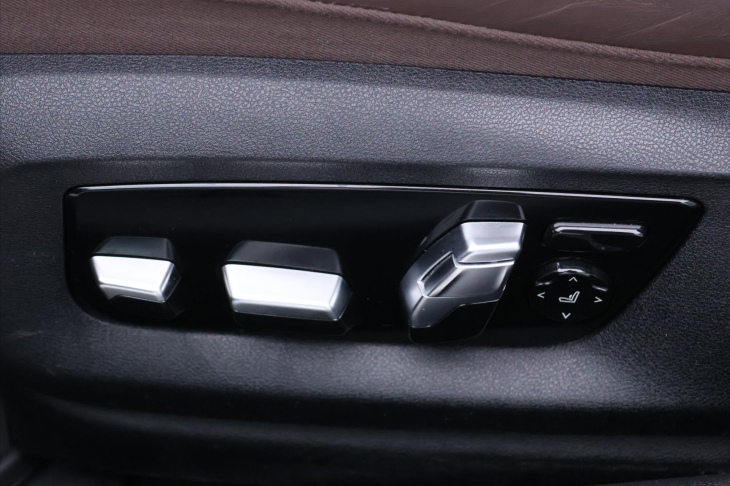 BMW Řada 5 3,0 540d 250kW xDrive Laser DPH