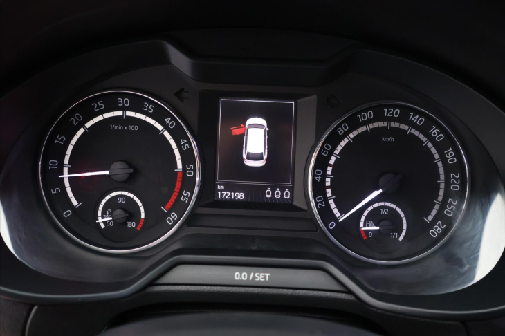 Škoda Octavia 2,0 TDI 135kW DSG RS CZ Maxton