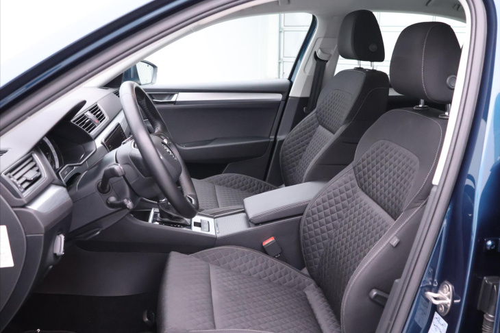 Škoda Superb 2,0 TDI DSG CZ 1.Maj LED DPH