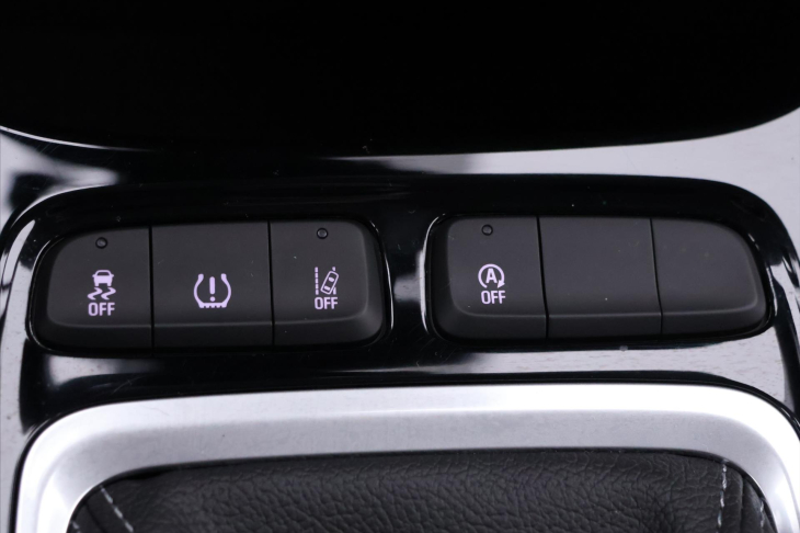 Opel Crossland X 1,2 T 81kW Aut.klima CZ