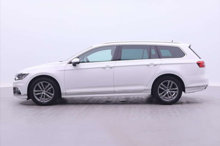Volkswagen Passat 1,5 TSI DSG R-line Matrix DPH