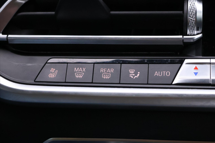 BMW X5 3,0 xDrive30d Aut. CZ M-paket