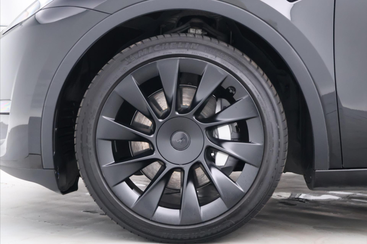 Tesla Model Y LR AWD sOH 92% 1.Maj DPH