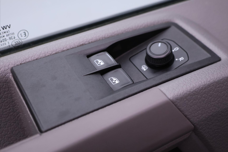 Volkswagen Crafter 2,0 TDI 103kW CZ L2H1 LED DPH