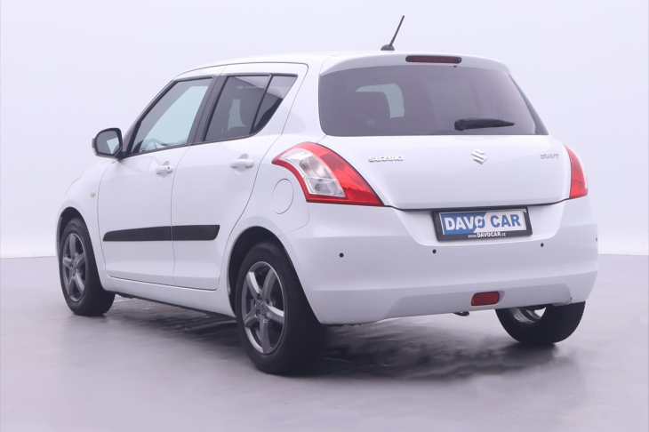 Suzuki Swift 1,2 VVT 66kW Klimatizace 1.Maj