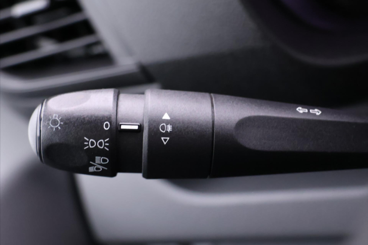 Toyota ProAce 2,0 D-4D 90kW L2 6-míst CZ DPH