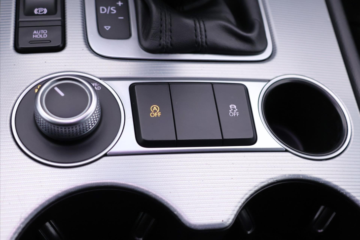 Volkswagen Touareg 3,0 TDI 193kW DSG R-line 4M