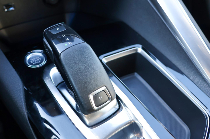 Peugeot 5008 1,6 i 133 kW GT-Line CZ 7-Míst